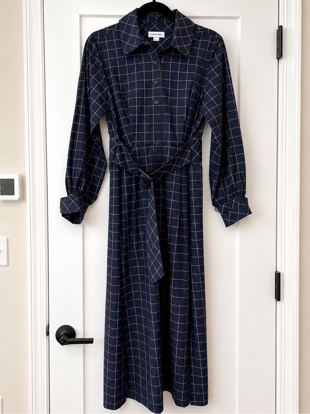 Calvin Klein Long Sleeve Windowpane Midi Shirtdress (Dark Navy/Beige) Size 4